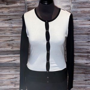 White House Black Market Sweater- J320